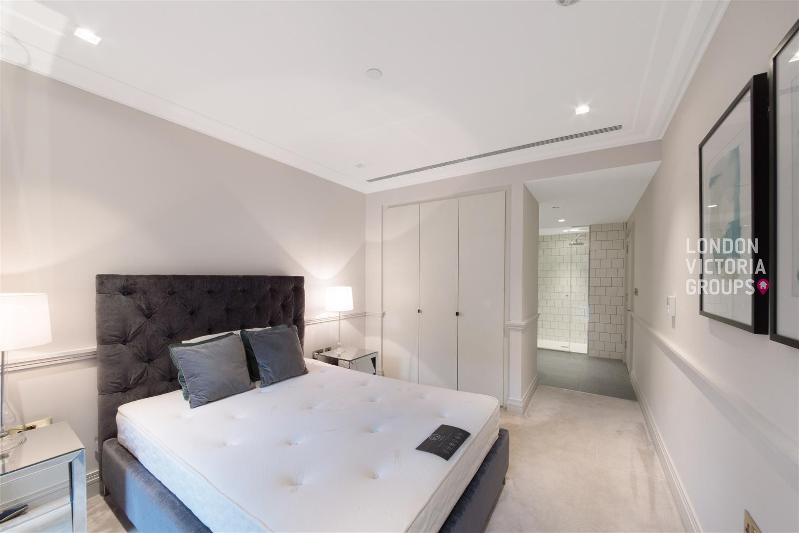 Queens Wharf, 2 Crisp Road, London